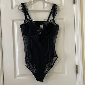 NWT Torrid Curve 1X black lace bodysuit lingerie